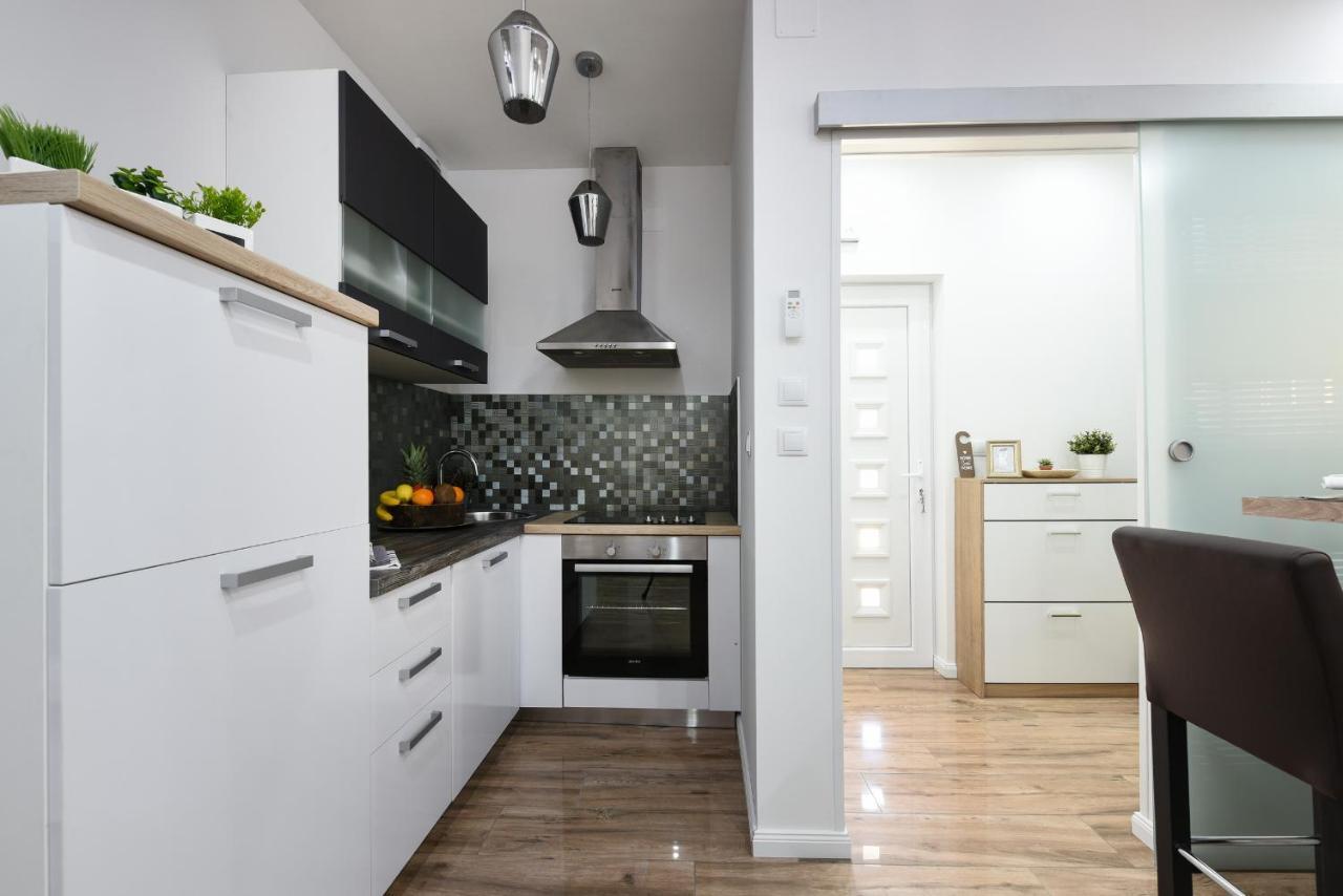 Shine Apartment 扎达尔 外观 照片